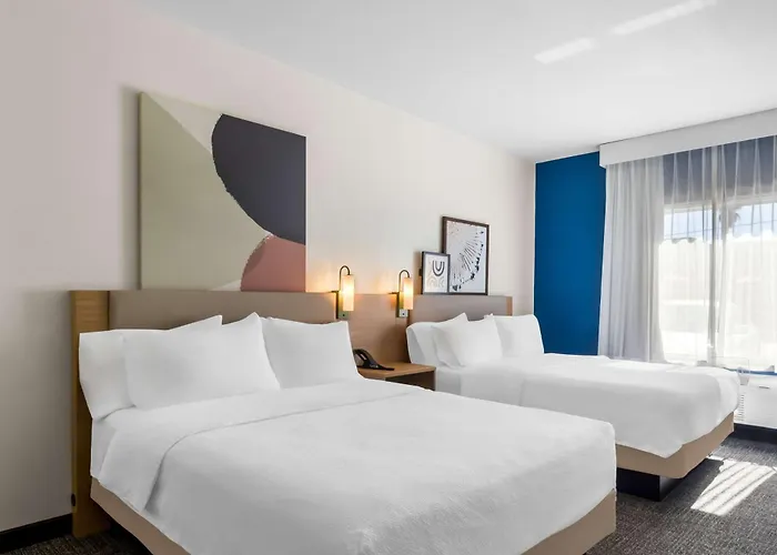 Spark By Hilton Pearland